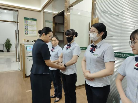 以兰为韵 以服为芯 邮储银行翁源县支行十佳网点驻点赋能圆满收官